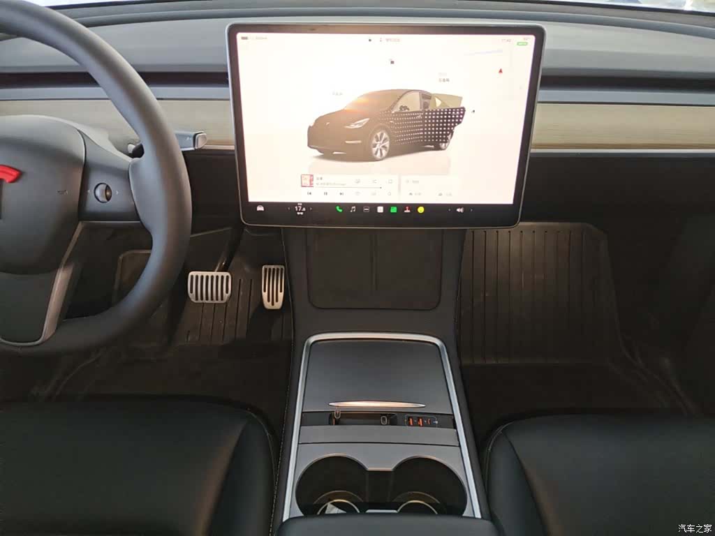 Tesla Model Y, 2023 13