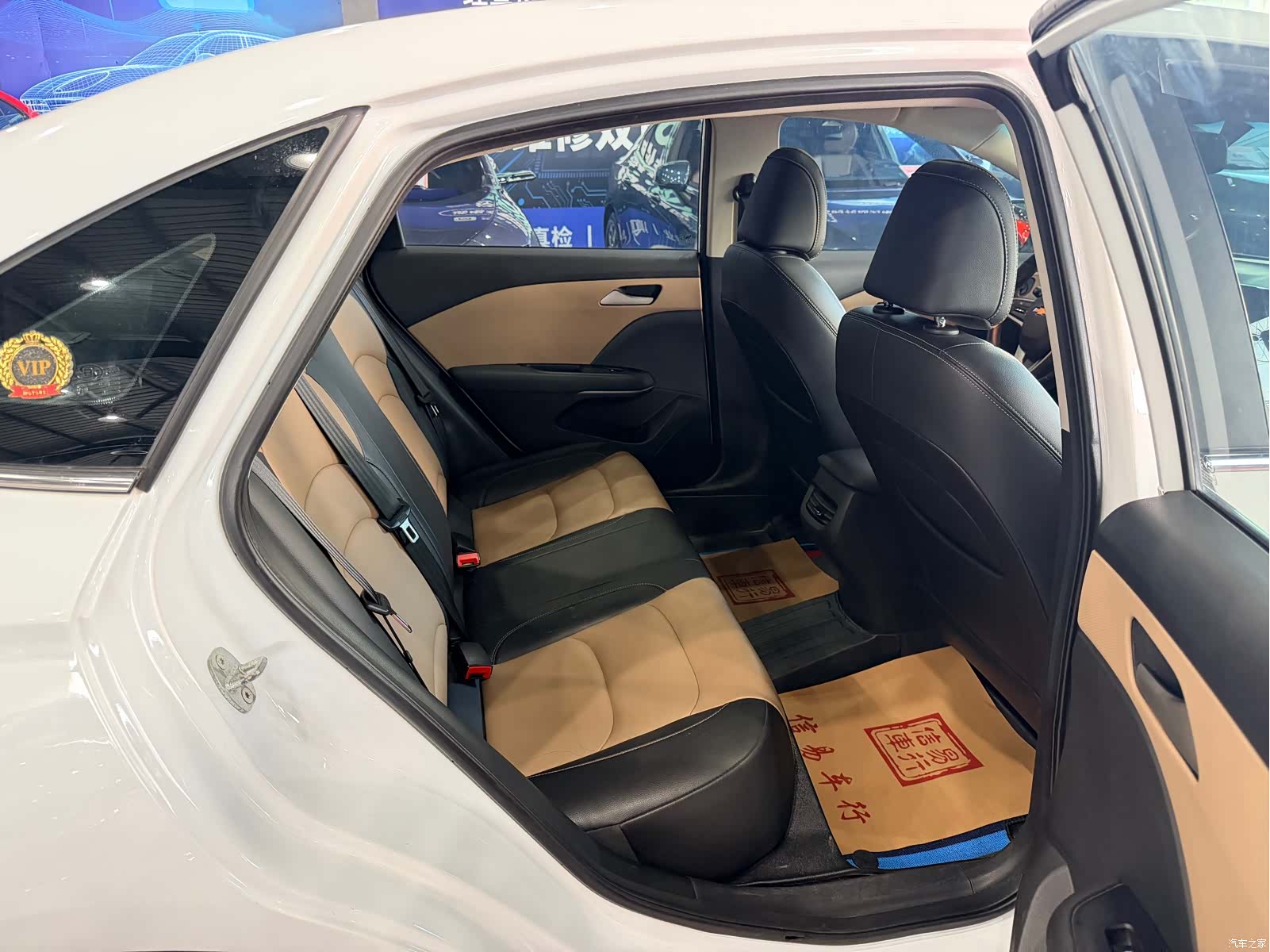 Chevrolet 320, 2022 11