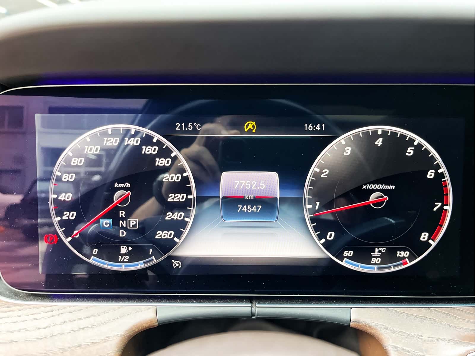 Mercedes-Benz E-Class, 2019 6