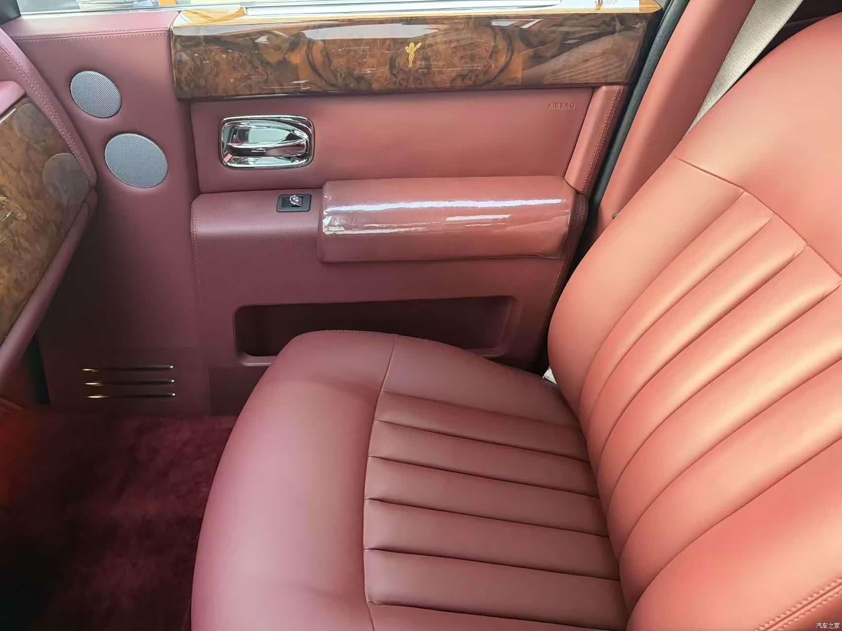 Rolls-Royce Phantom, 2012 12