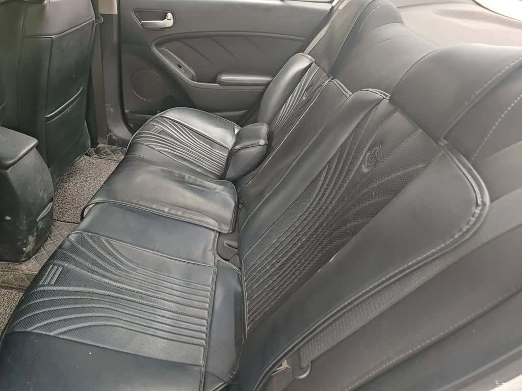 Kia K3, 2015 15