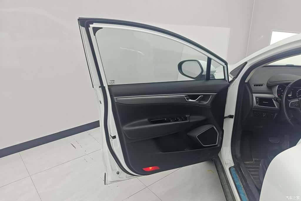 Geely Emgrand, 2018 7