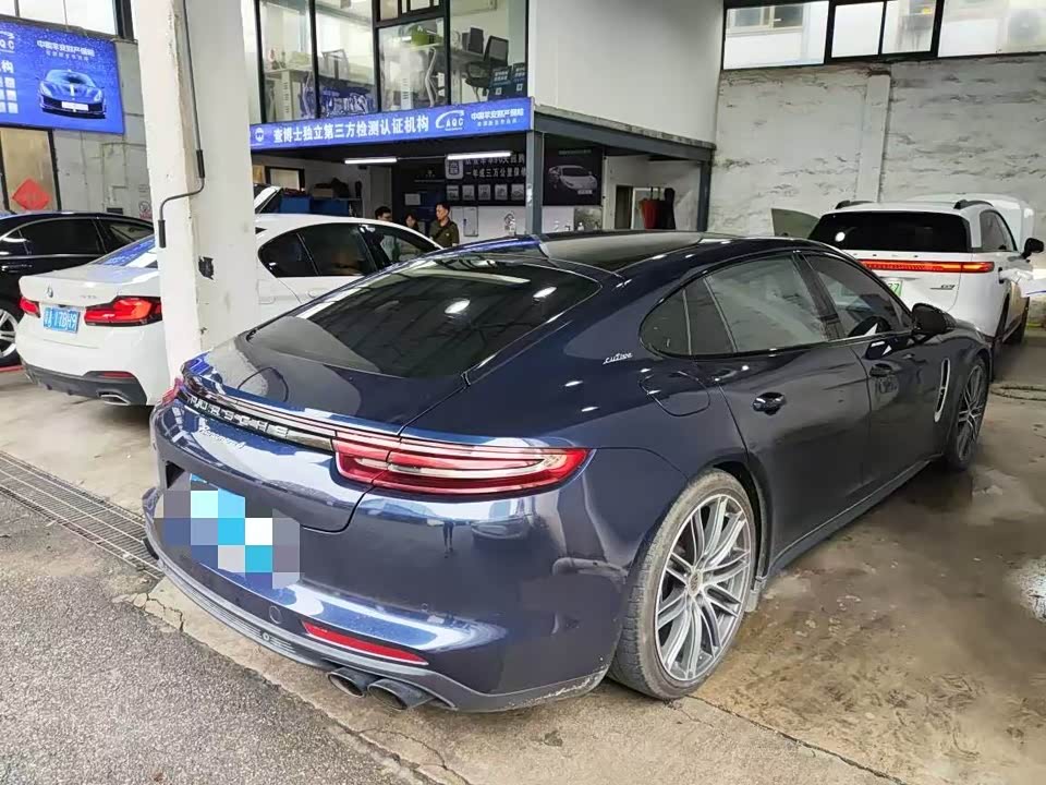 Porsche Panamera Porsche Panamera