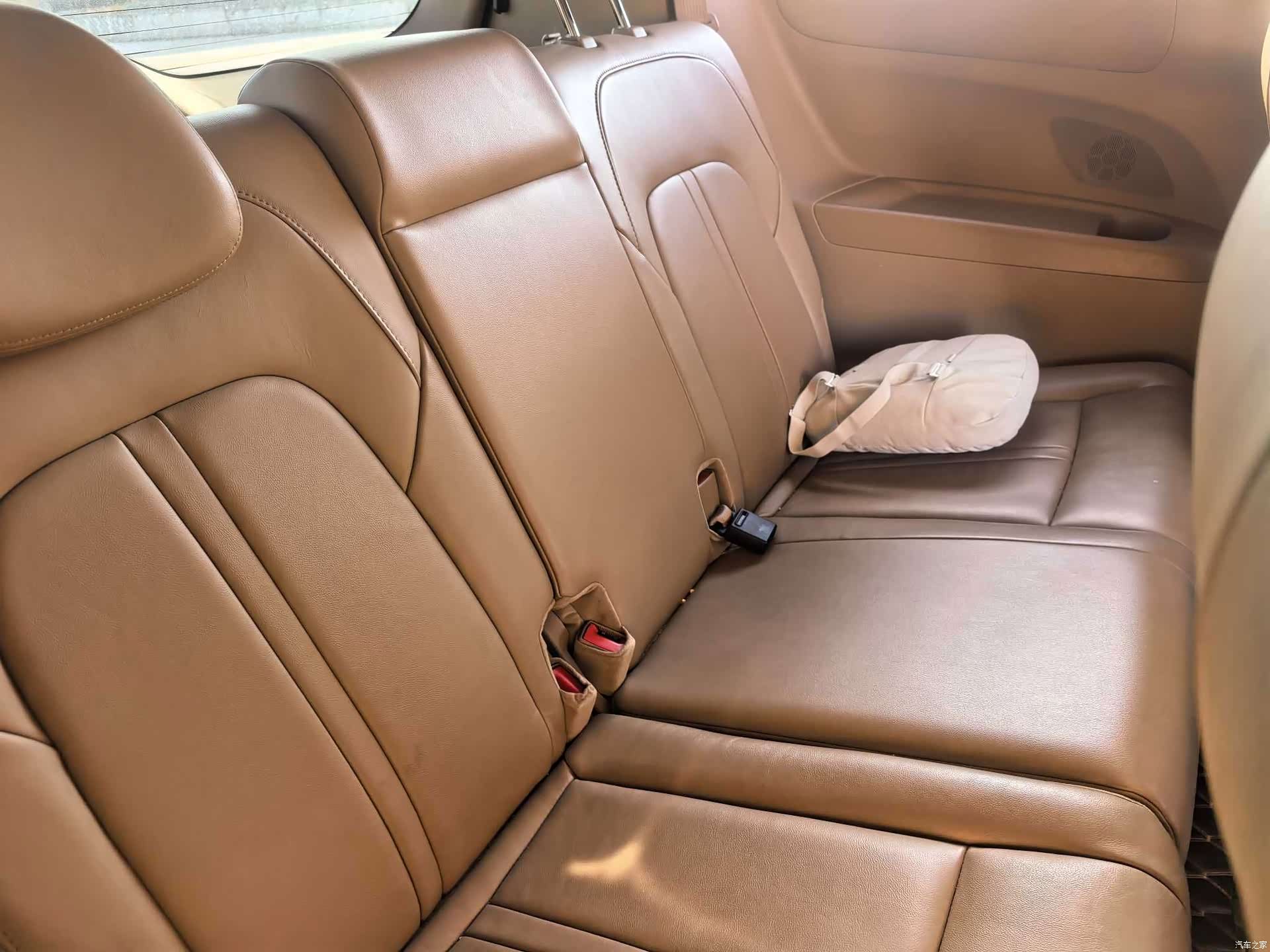 Buick GL8, 2020 10