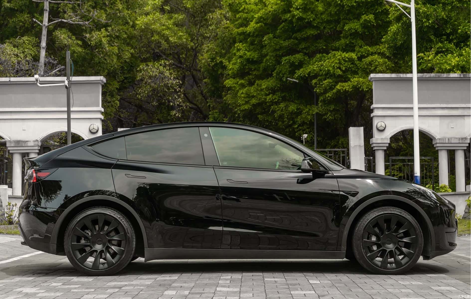 Tesla Model Y, 2022 7