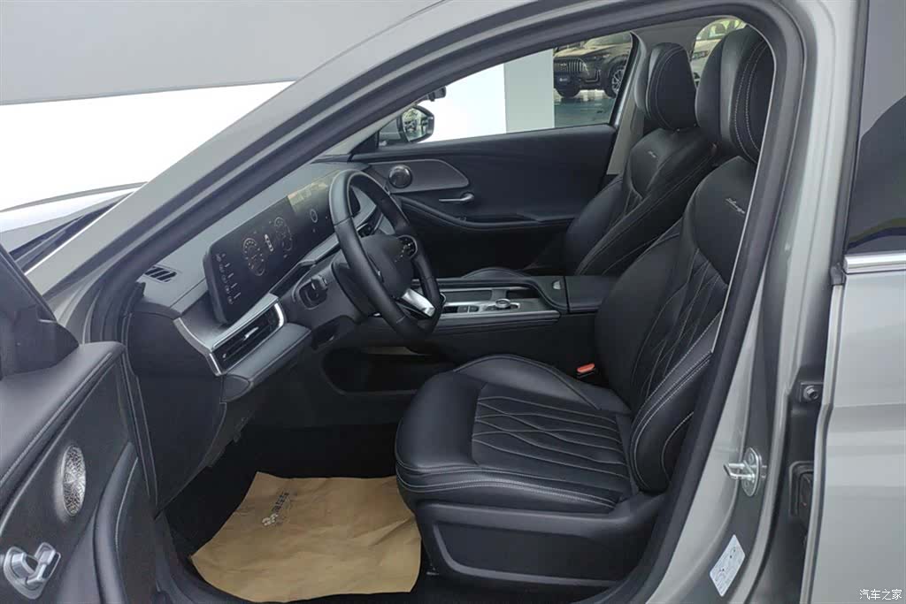 Chery Arrizo 8, 2023 9