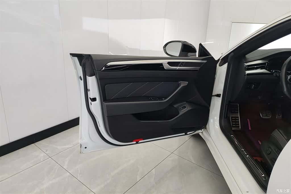 Volkswagen CC, 2022 7