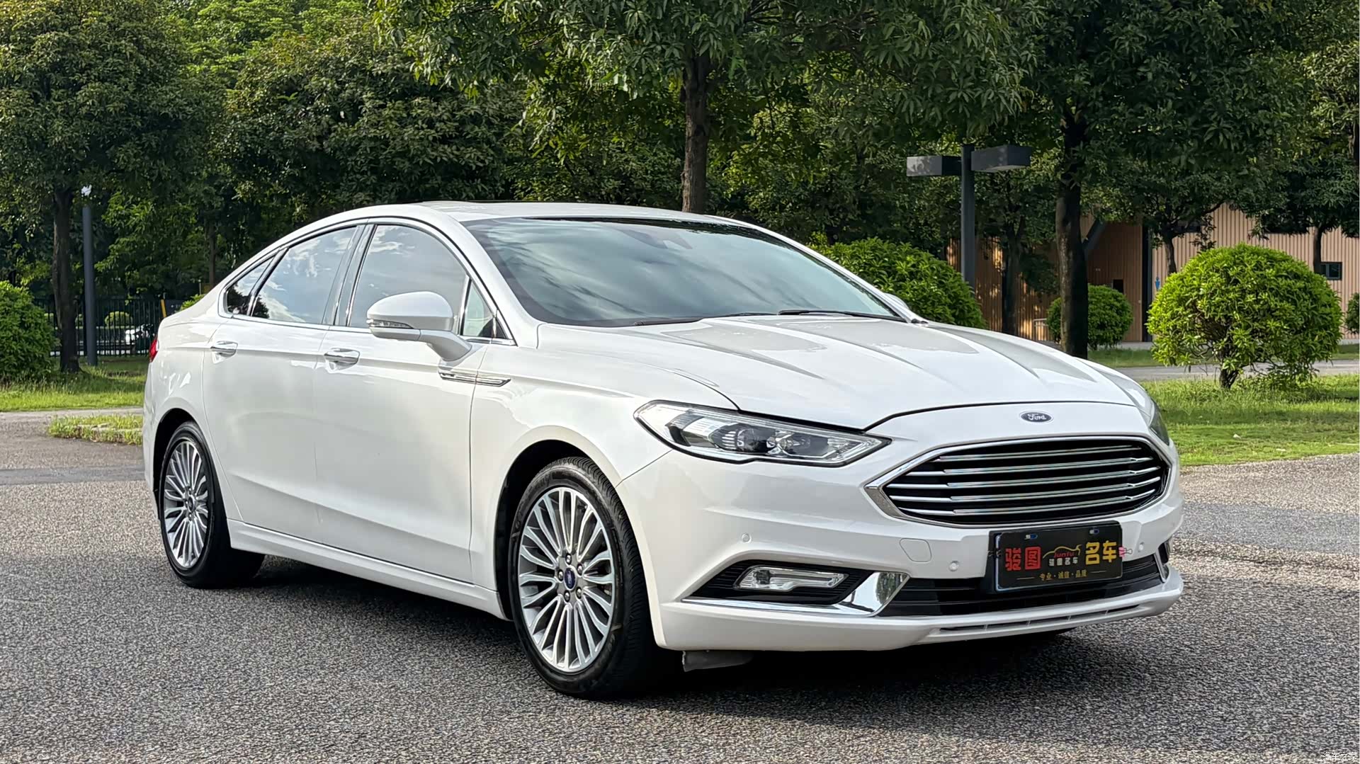 Ford Mondeo, 2017 3
