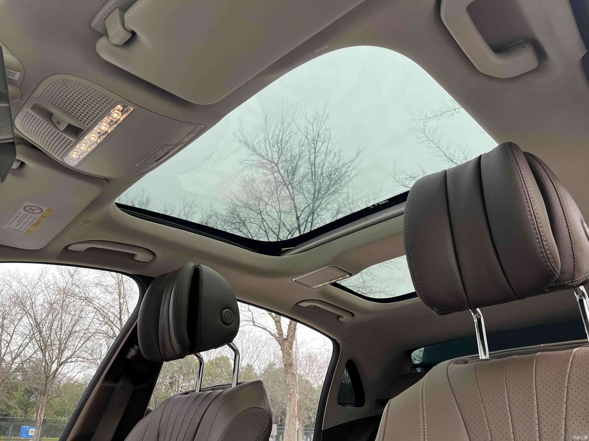 Mercedes-Benz E-Class, 2018 15