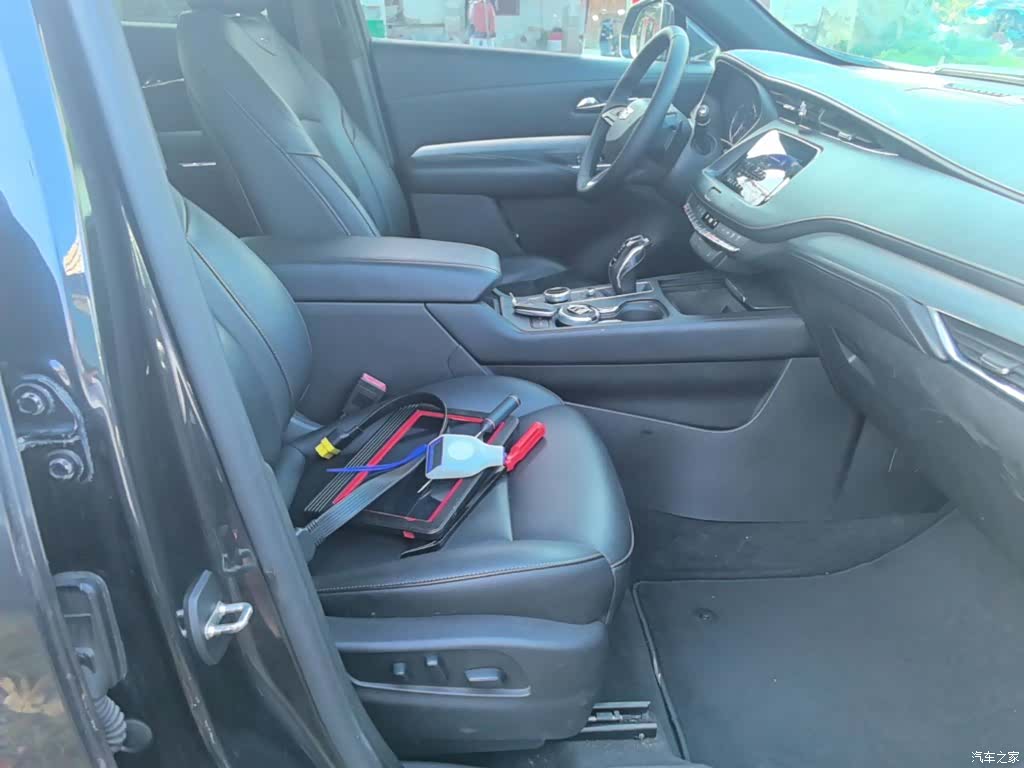 Cadillac XT4, 2018 25