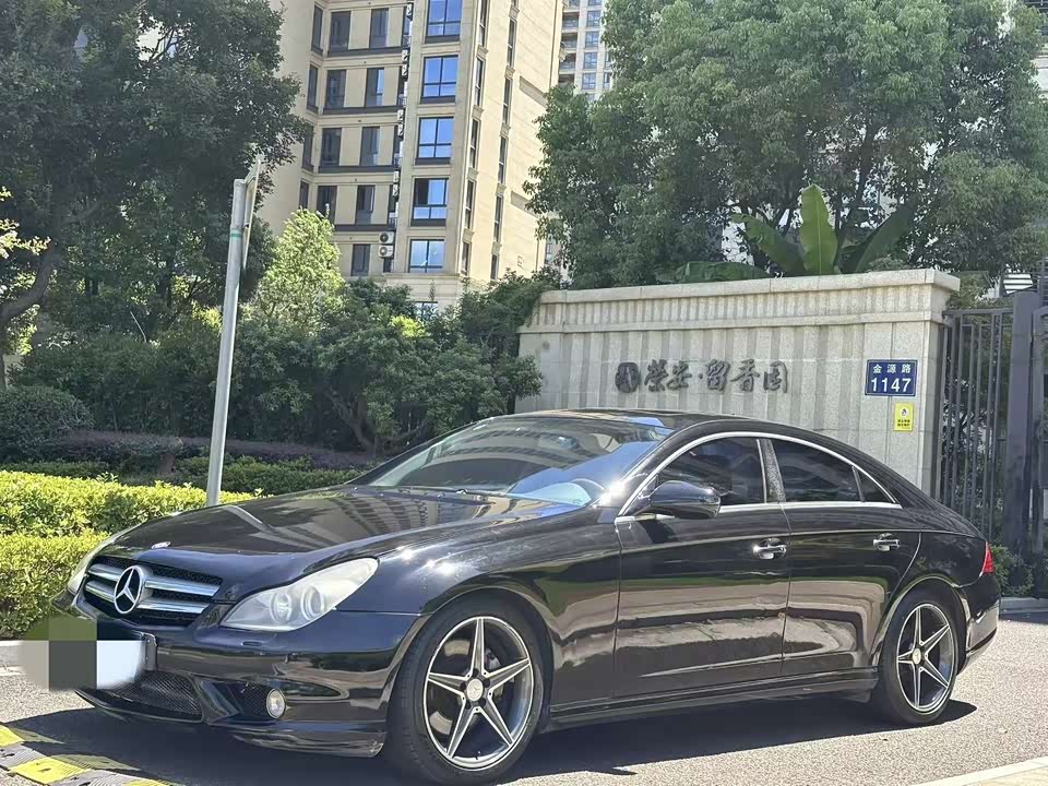 Mercedes-Benz CLS Mercedes-Benz CLS