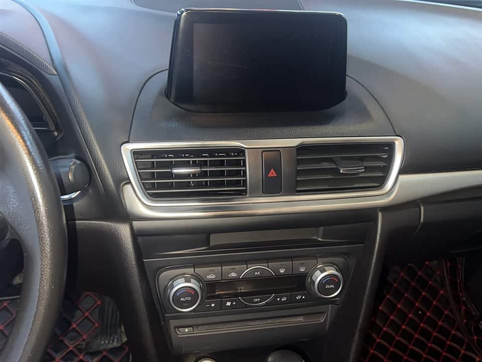 Mazda 3 Angkesaila Mazda 3 Angkesaila