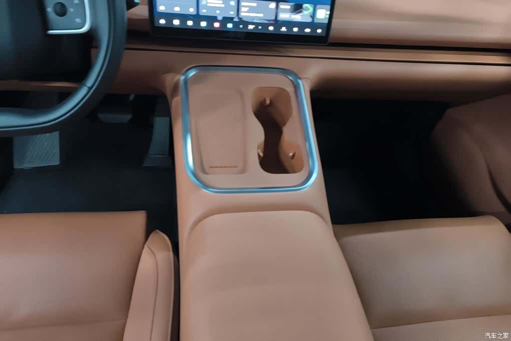 Leapmotor C16, 2025 16