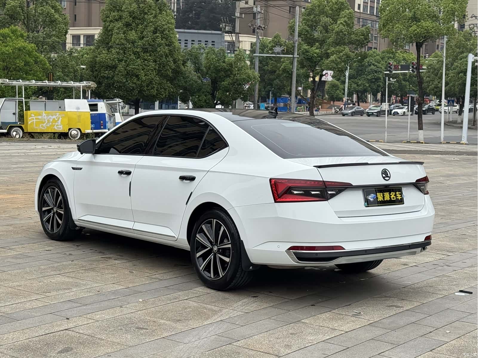 Skoda Superb, 2024 7