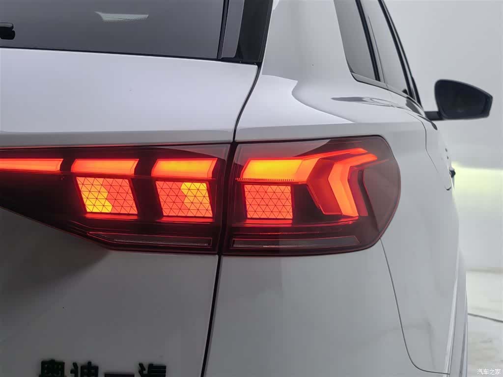 Audi e-tron, 2025 26