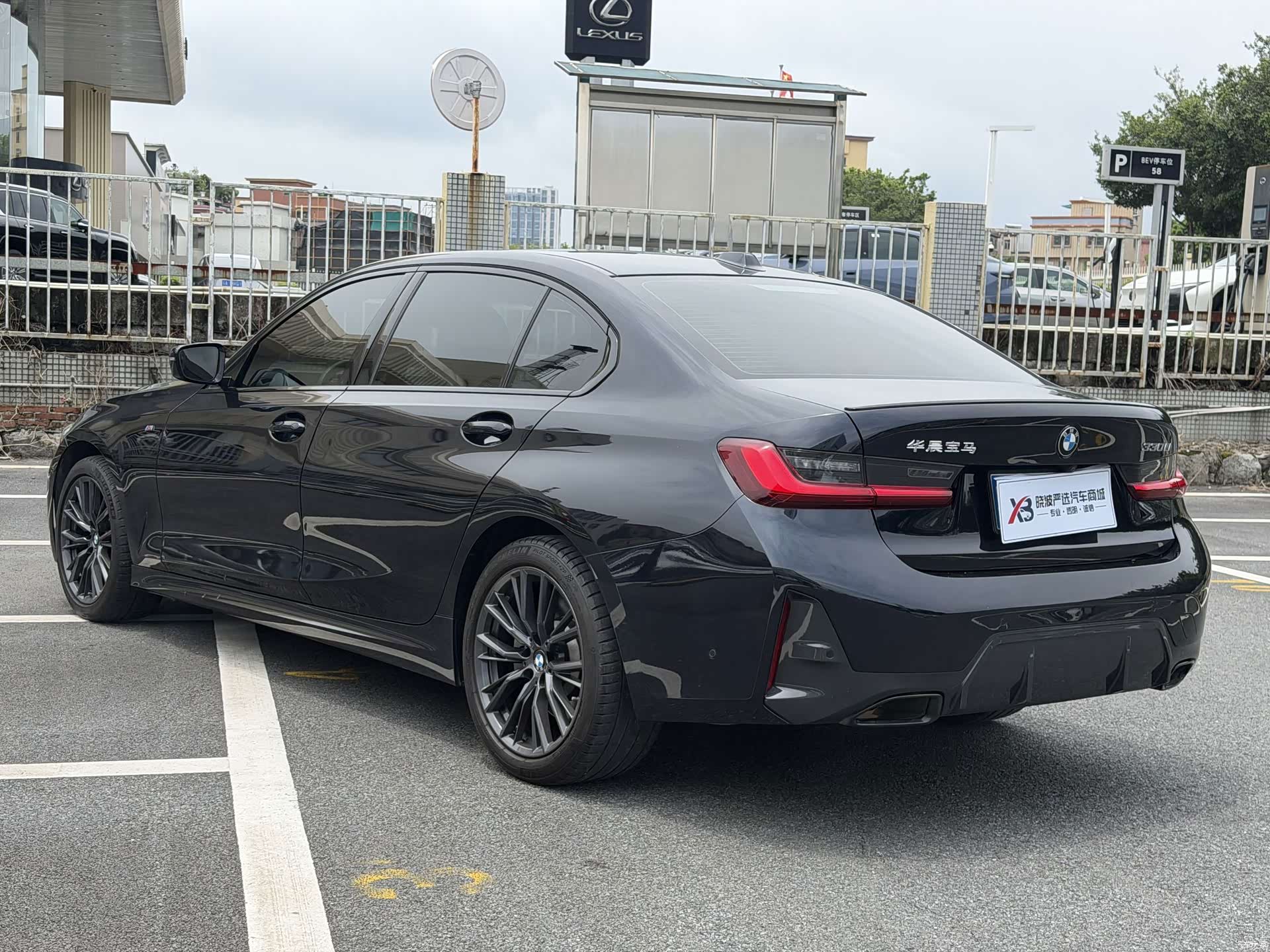 BMW 3 Series, 2023 все фото