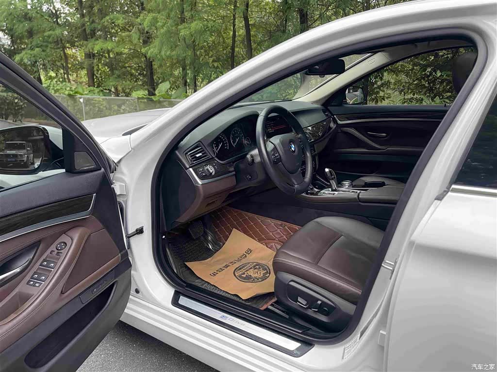 BMW 5 Series, 2016 13