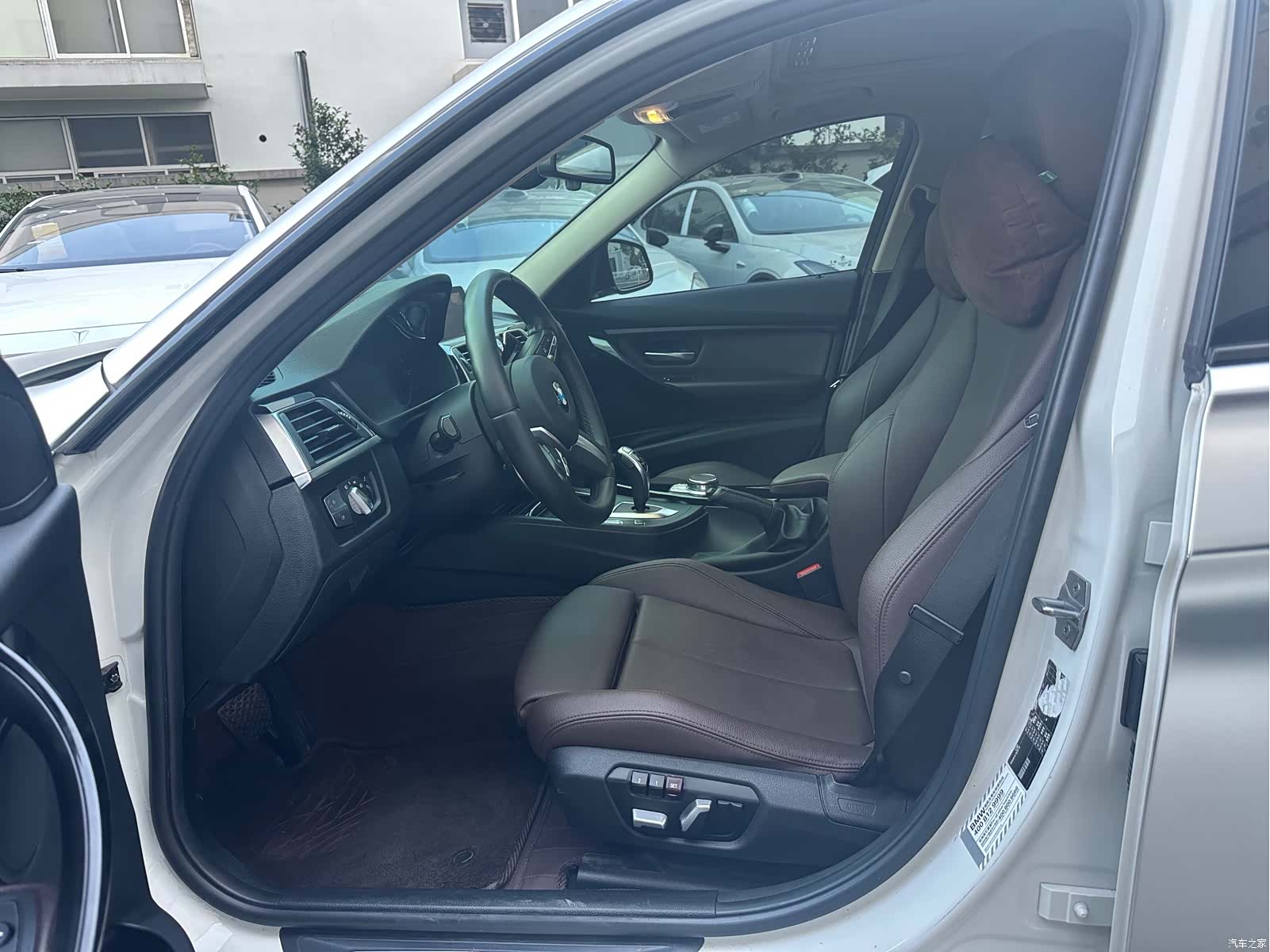 BMW 3 Series, 2019 12