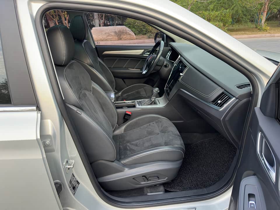 Roewe RX5 New energy