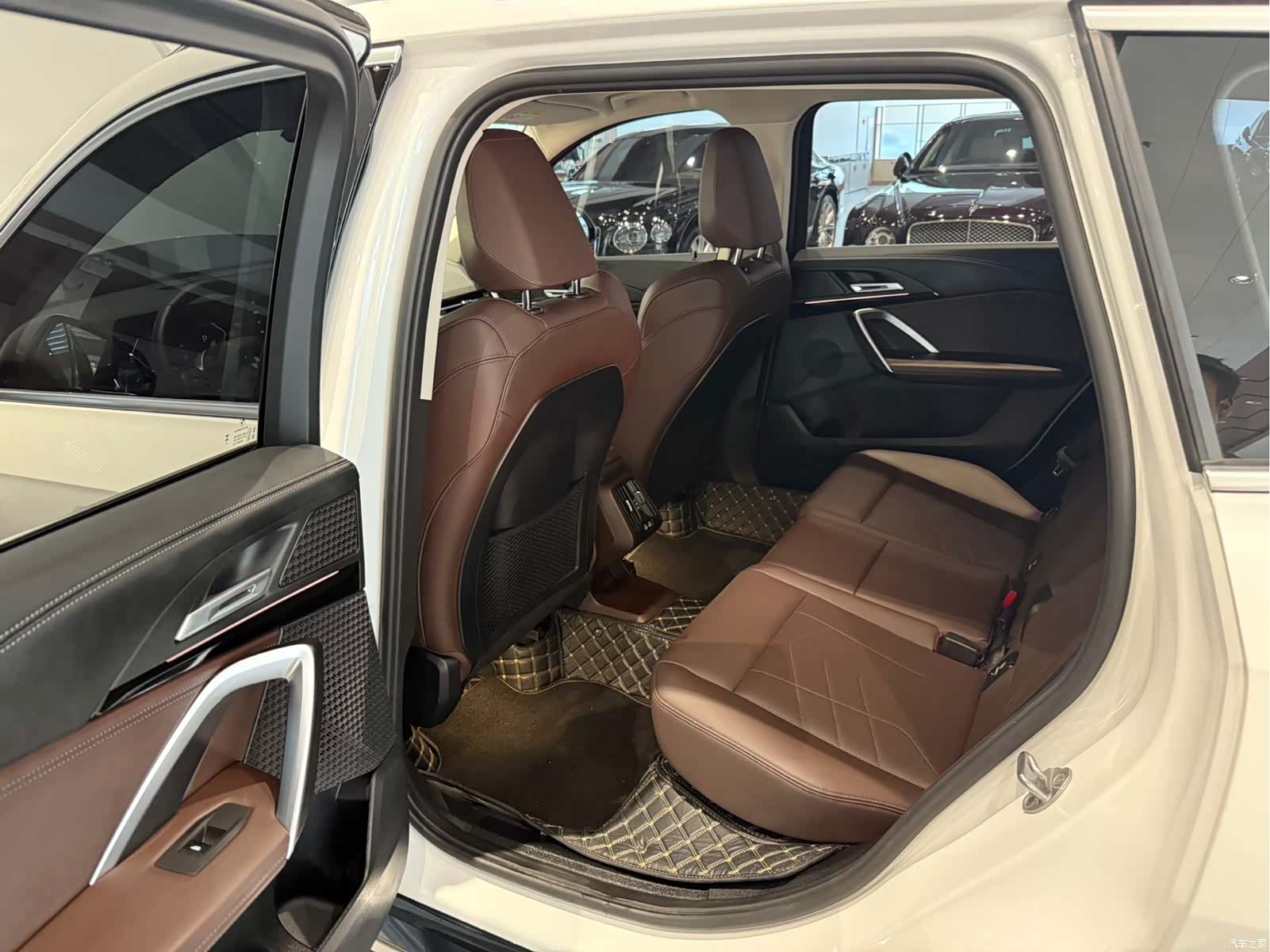 BMW X1, 2023 8