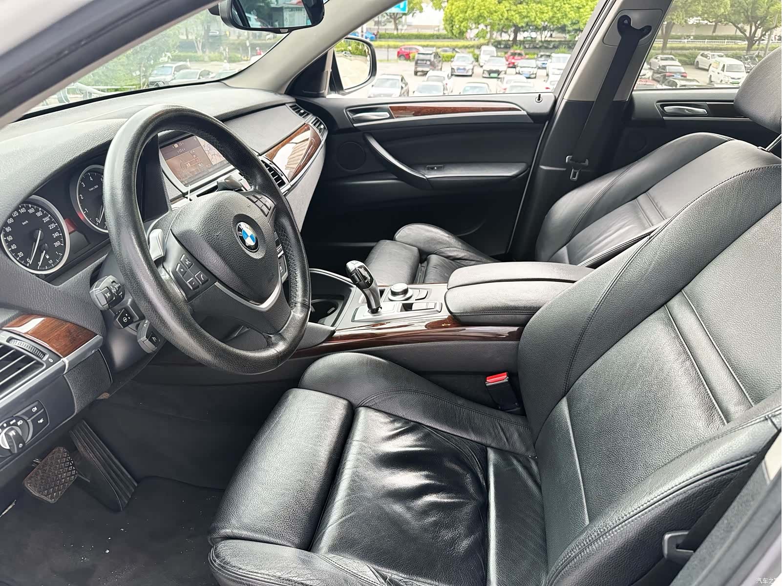 BMW X6, 2009 13