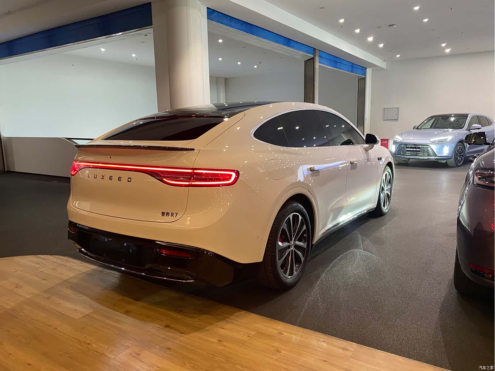 Luxeed R7, 2025 17