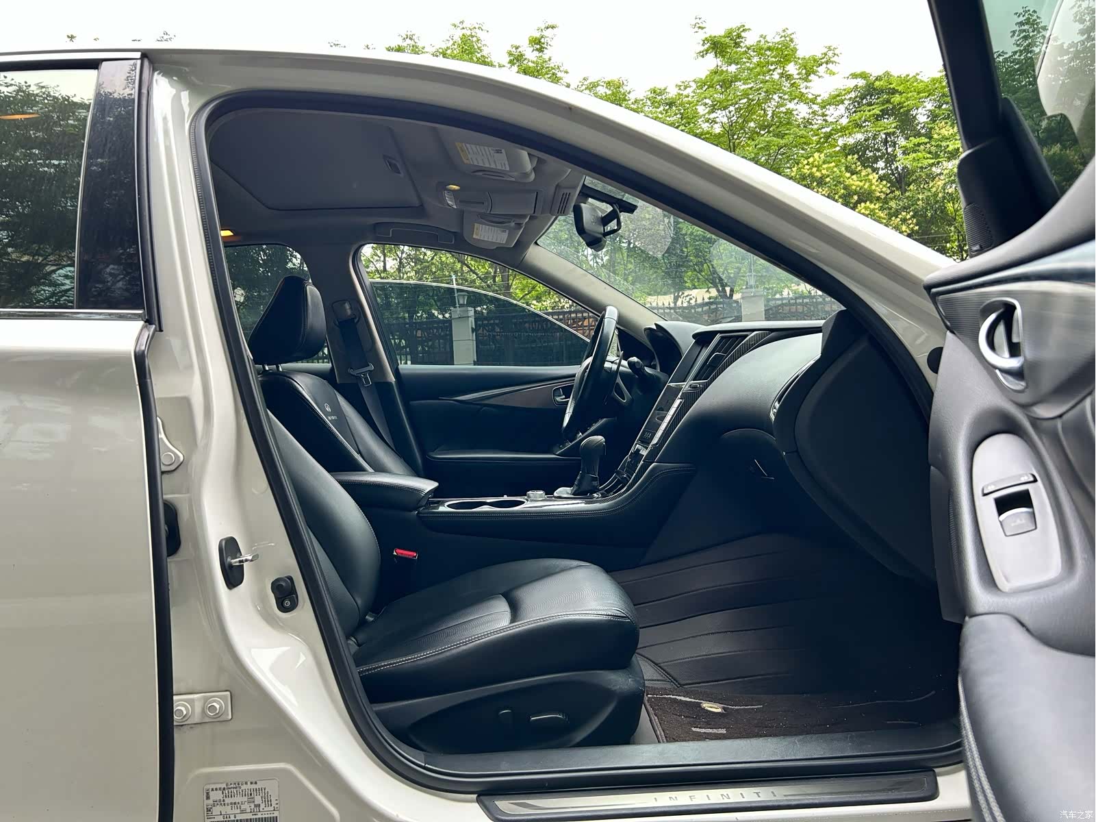 Infiniti Q50, 2015 7