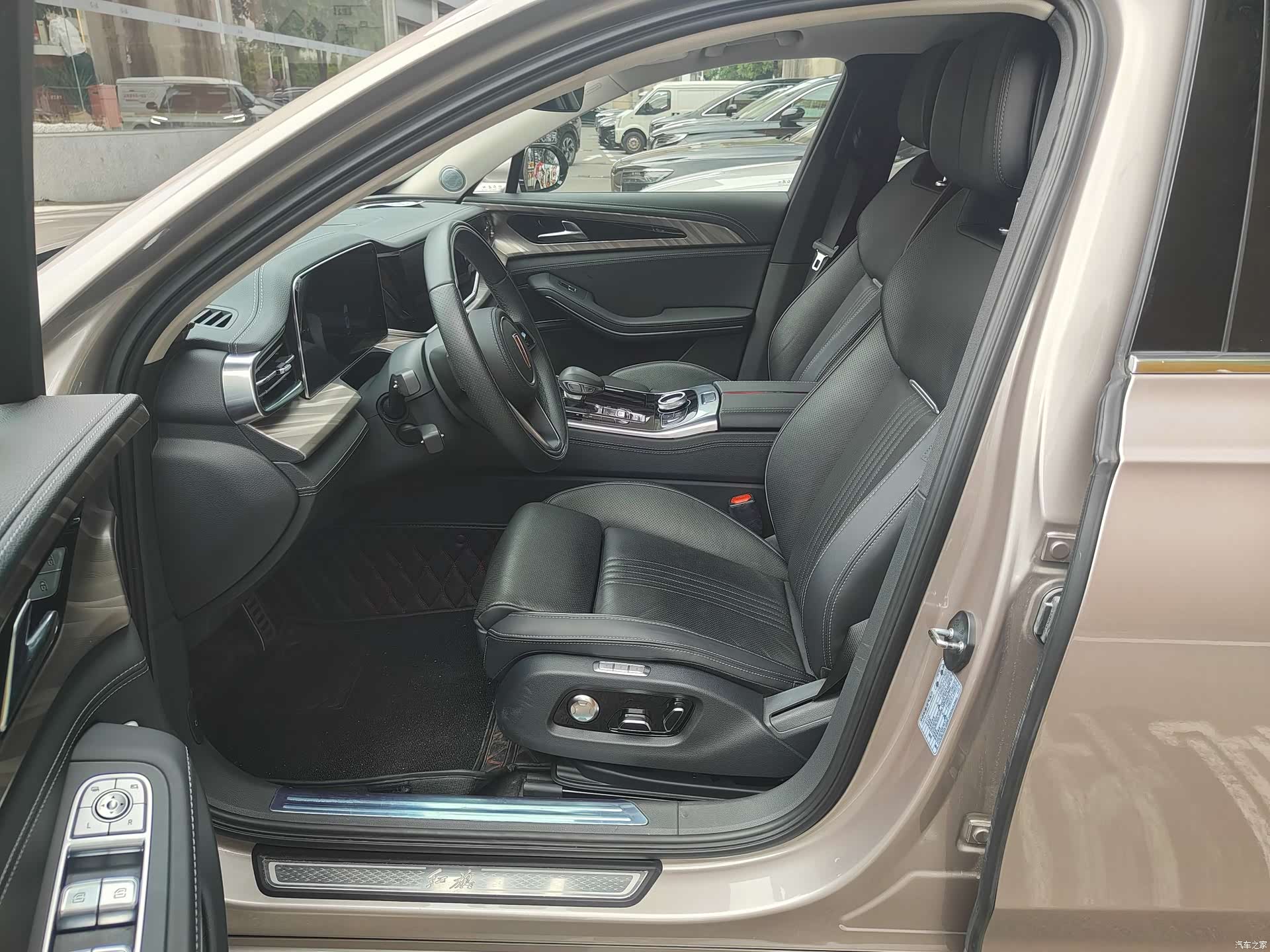 Hongqi H9, 2021 8