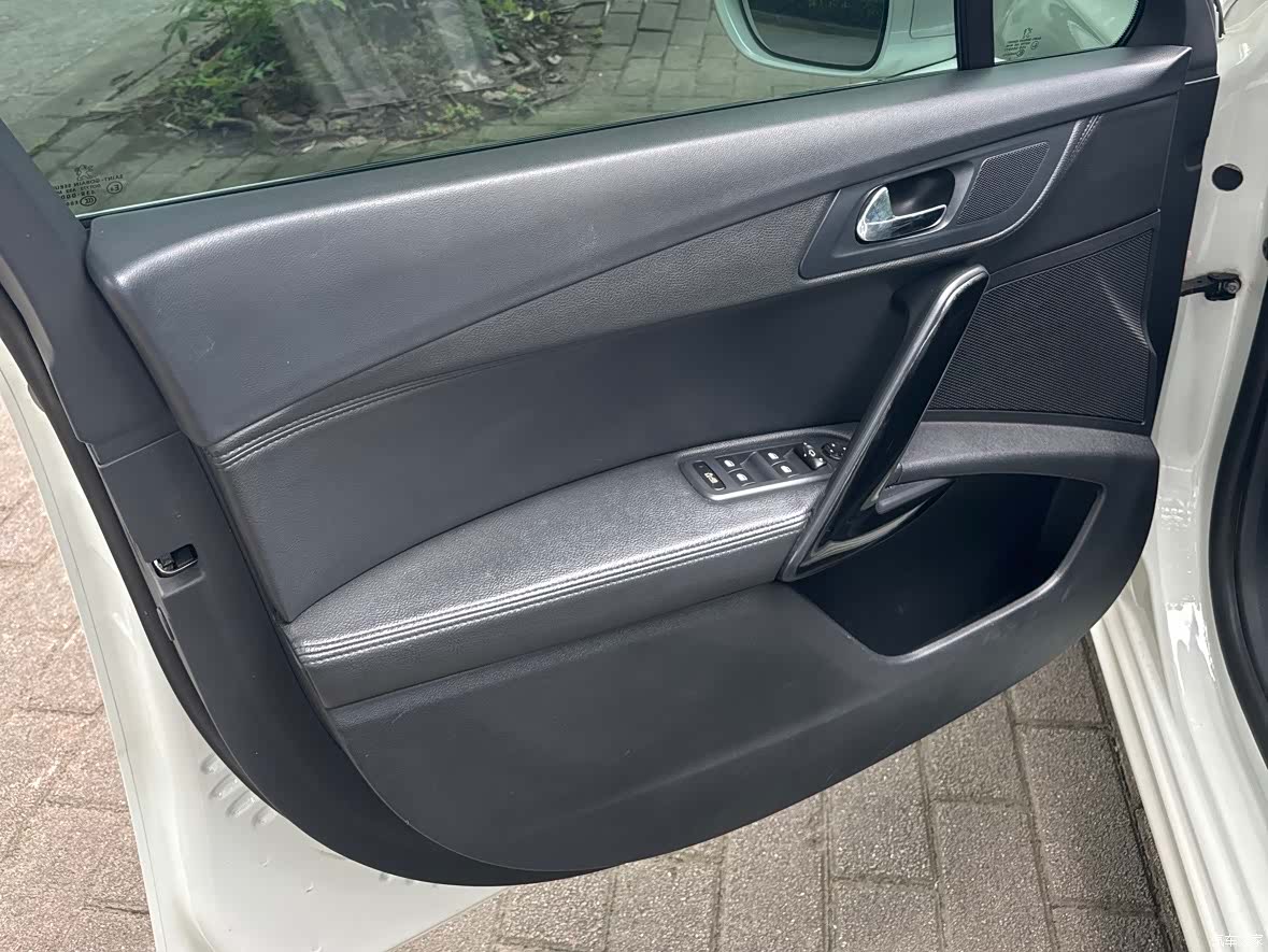 Peugeot 508, 2016 8
