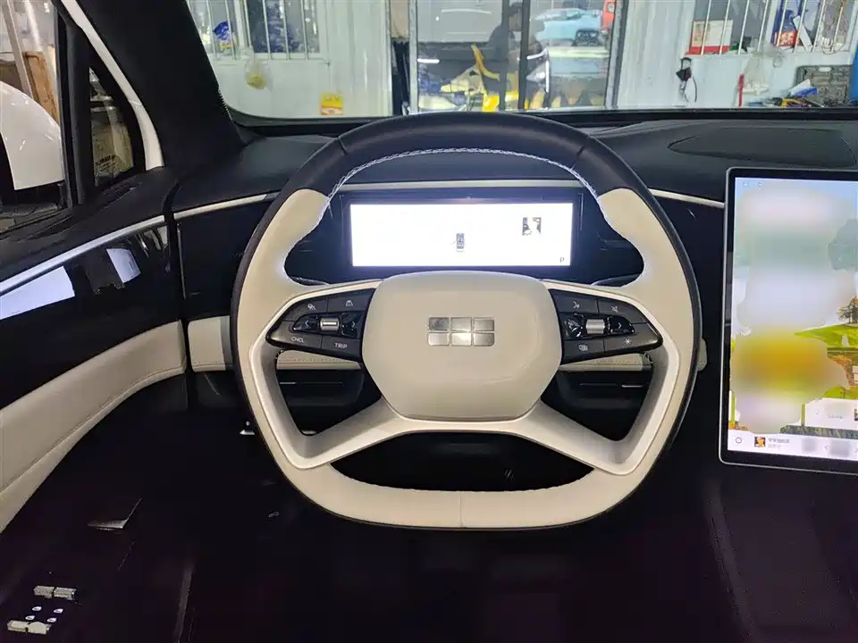 Geely Galaxy Galaxy L7