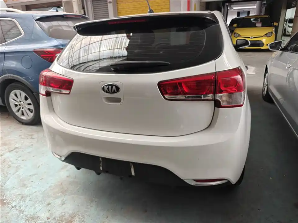 Kia K2