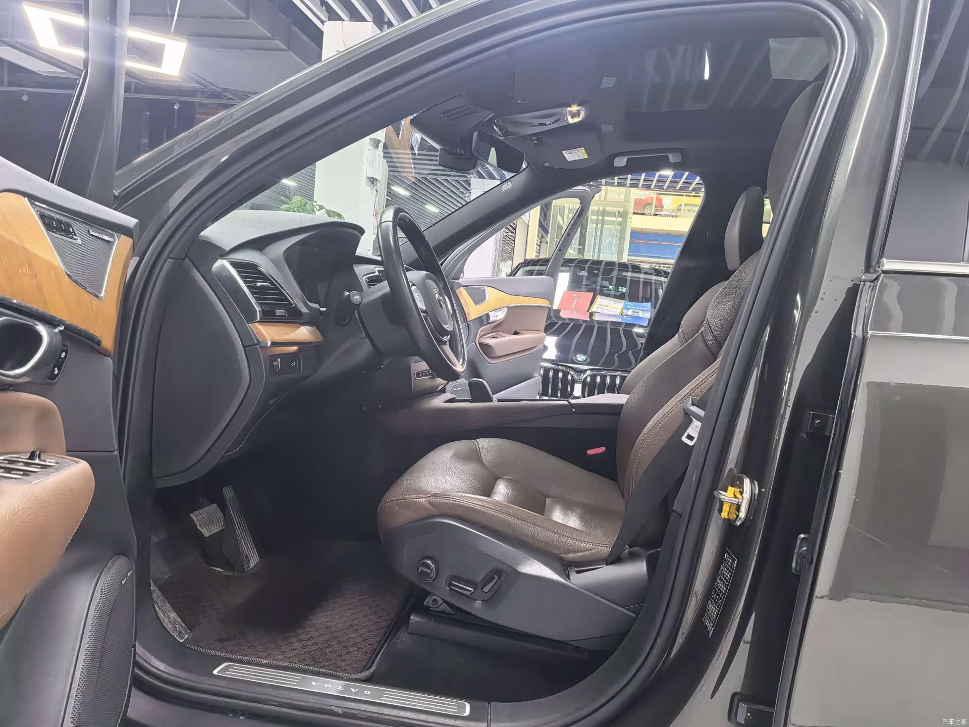 Volvo XC90, 2023 все фото