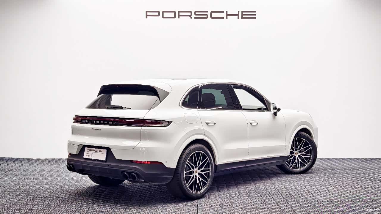 Porsche Cayenne, 2025 2