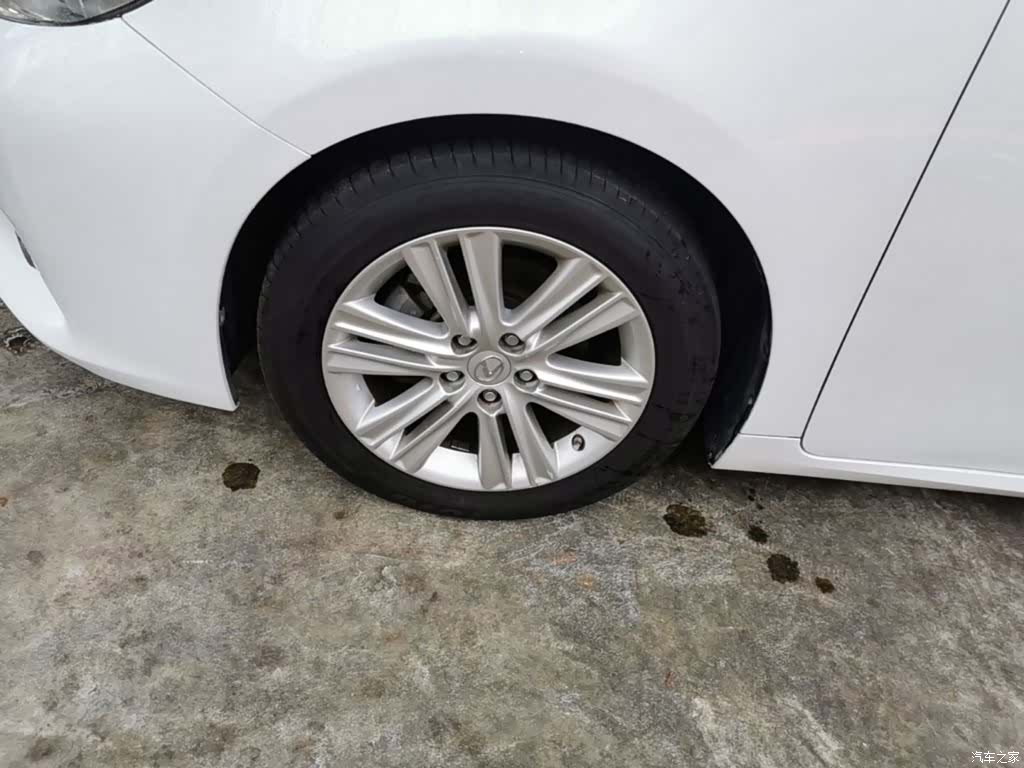 Lexus ES, 2014 23