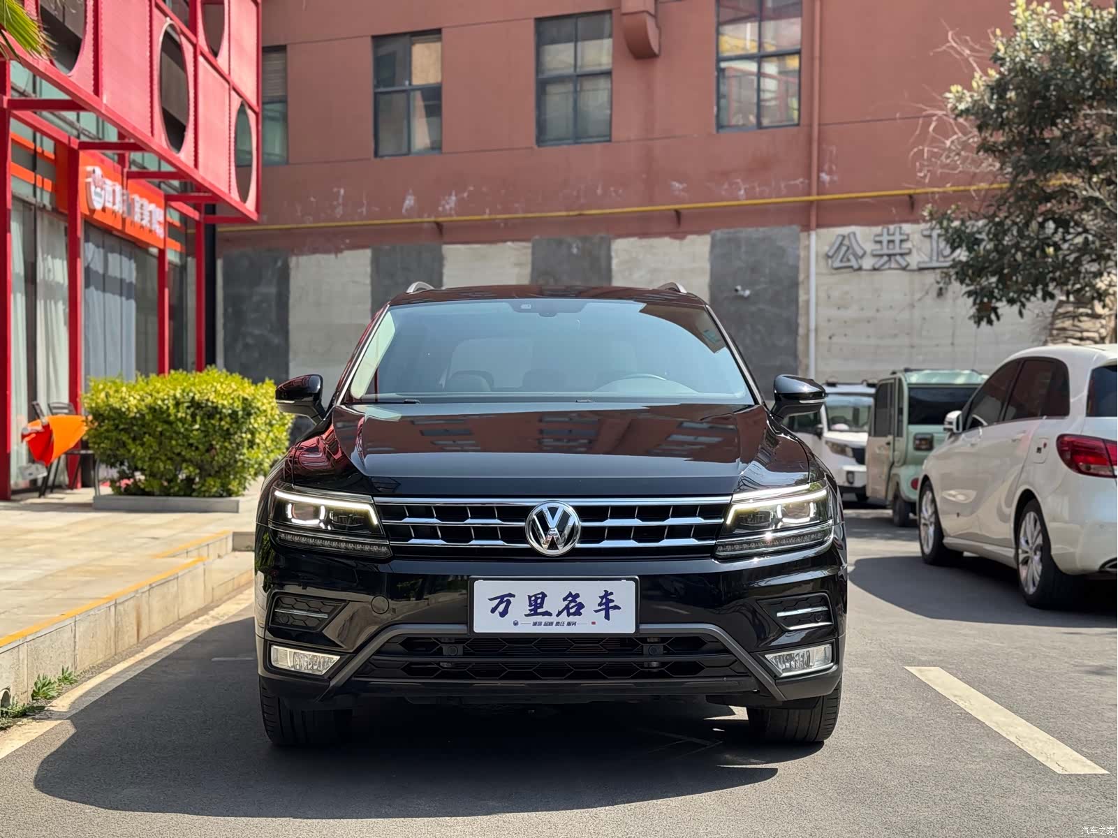 Volkswagen Tiguan L, 2017 2