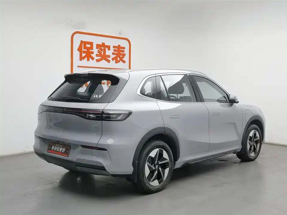 Geely Galaxy Galaxy E5