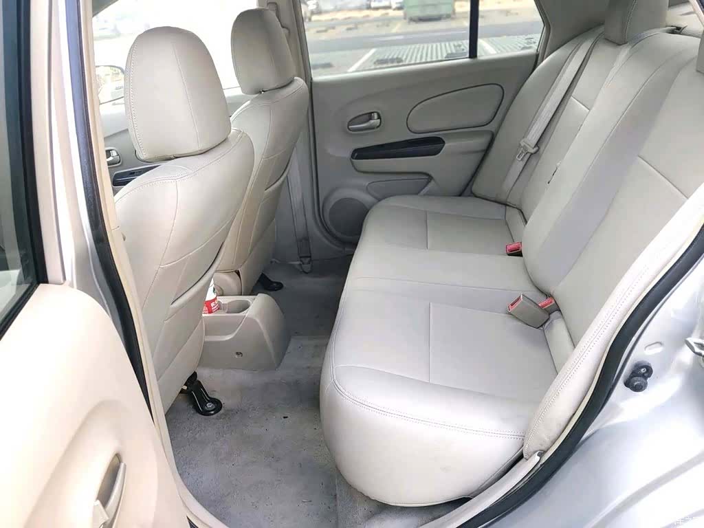 Nissan D50, 2016 все фото