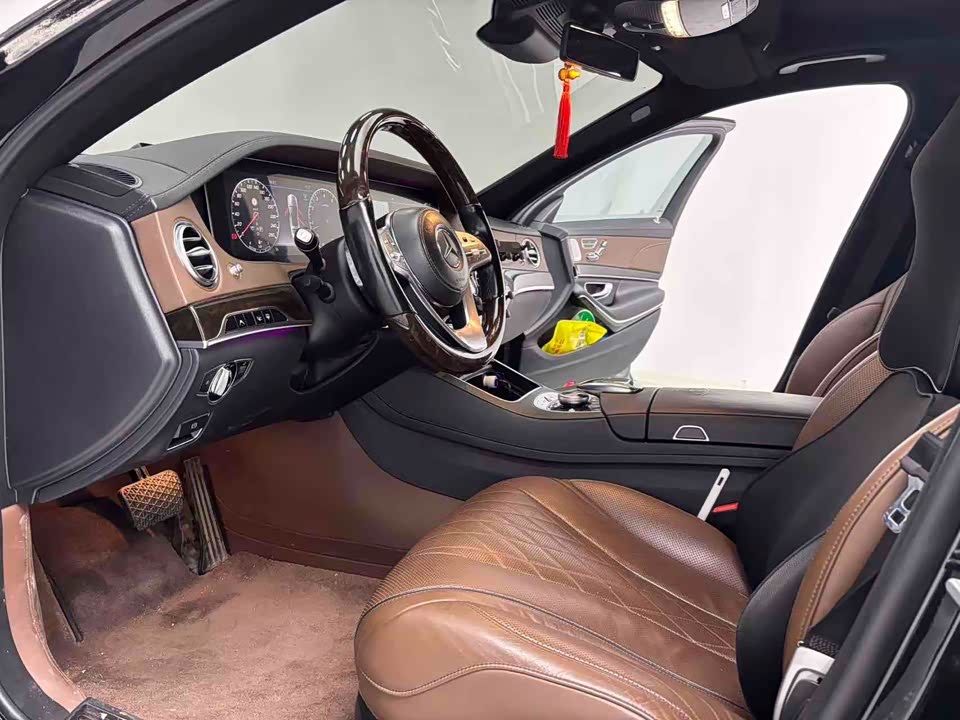 Mercedes-Benz Maybach S-class