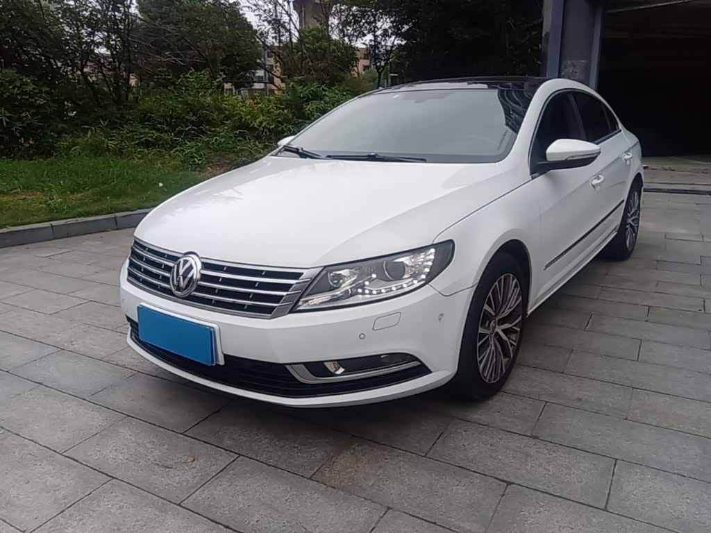 Volkswagen FAW - Passat CC