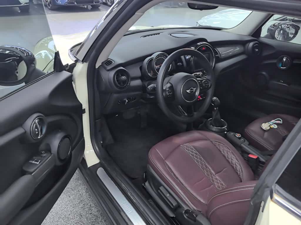 Mini Cooper, 2015 16