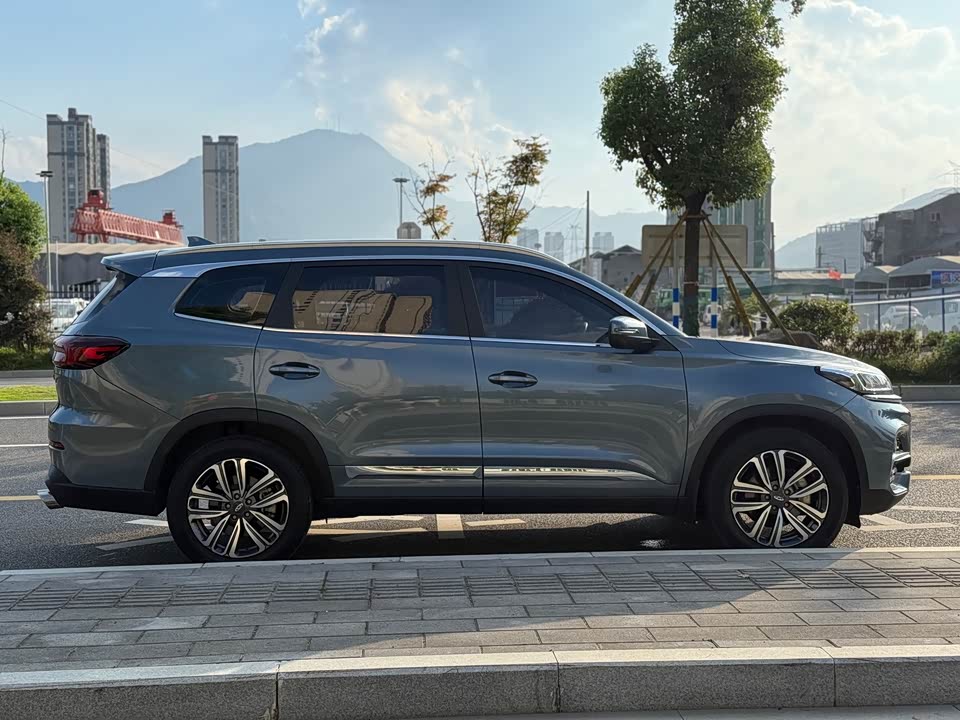 Chery Tiggo 8
