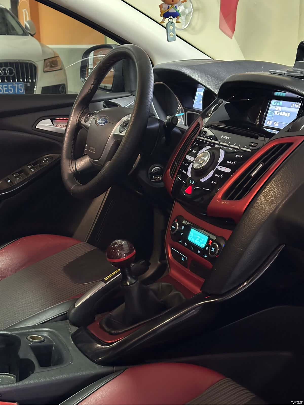 Ford Focus, 2012 7