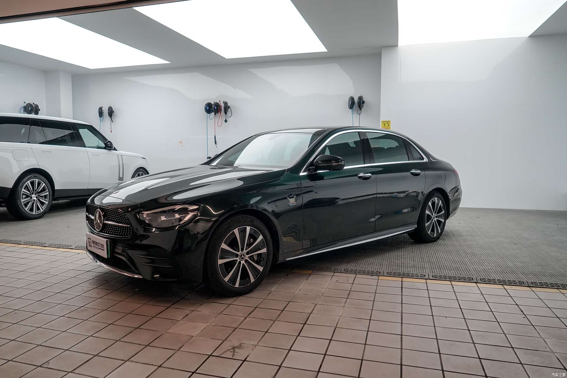 Mercedes-Benz E-Class, 2021 3