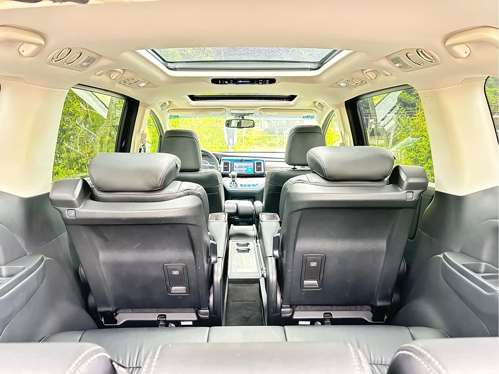 Honda Elysion, 2019 15