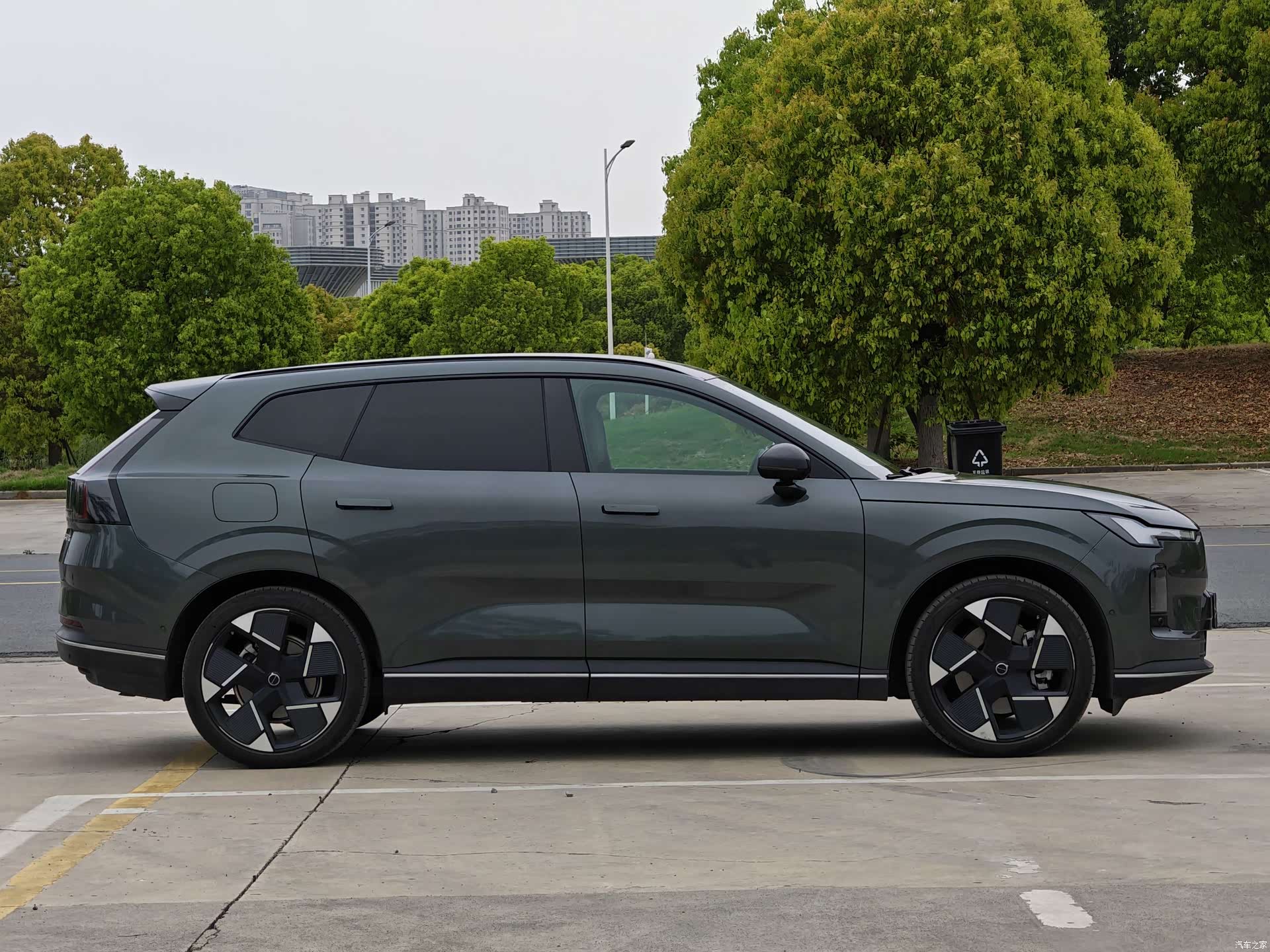 Volvo XC70, 2025 4