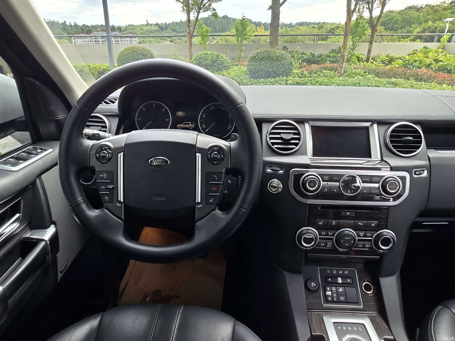 Land Rover Discovery, 2014 10