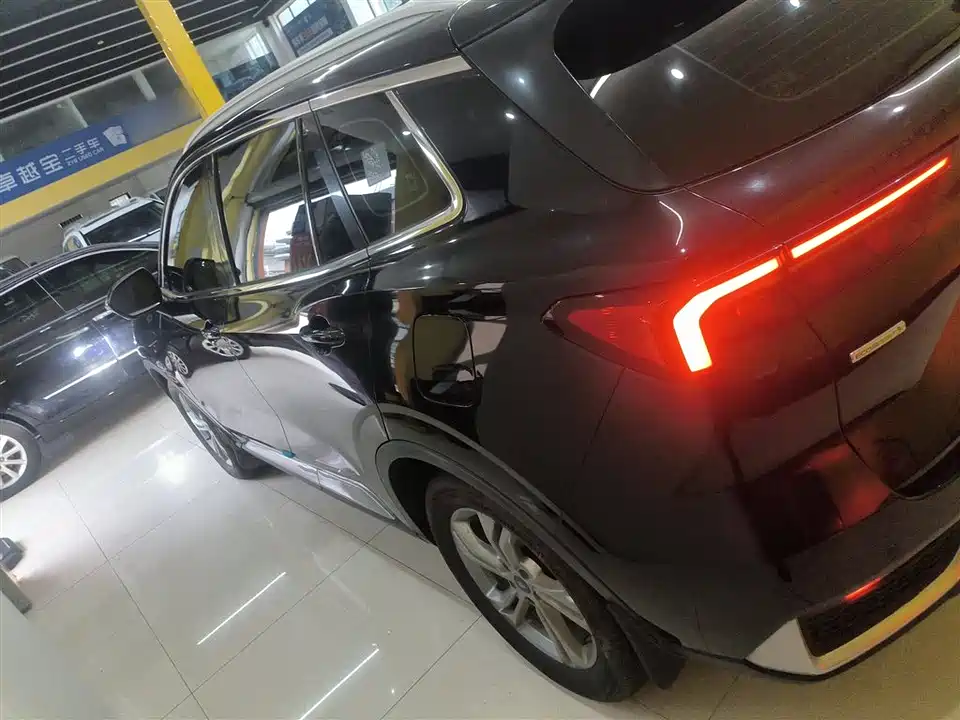 Ford Ling Rui Ford Ling Rui