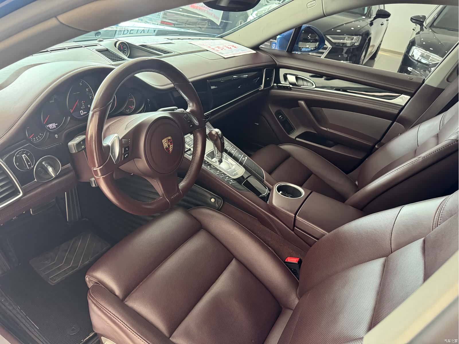 Porsche Panamera, 2015 4