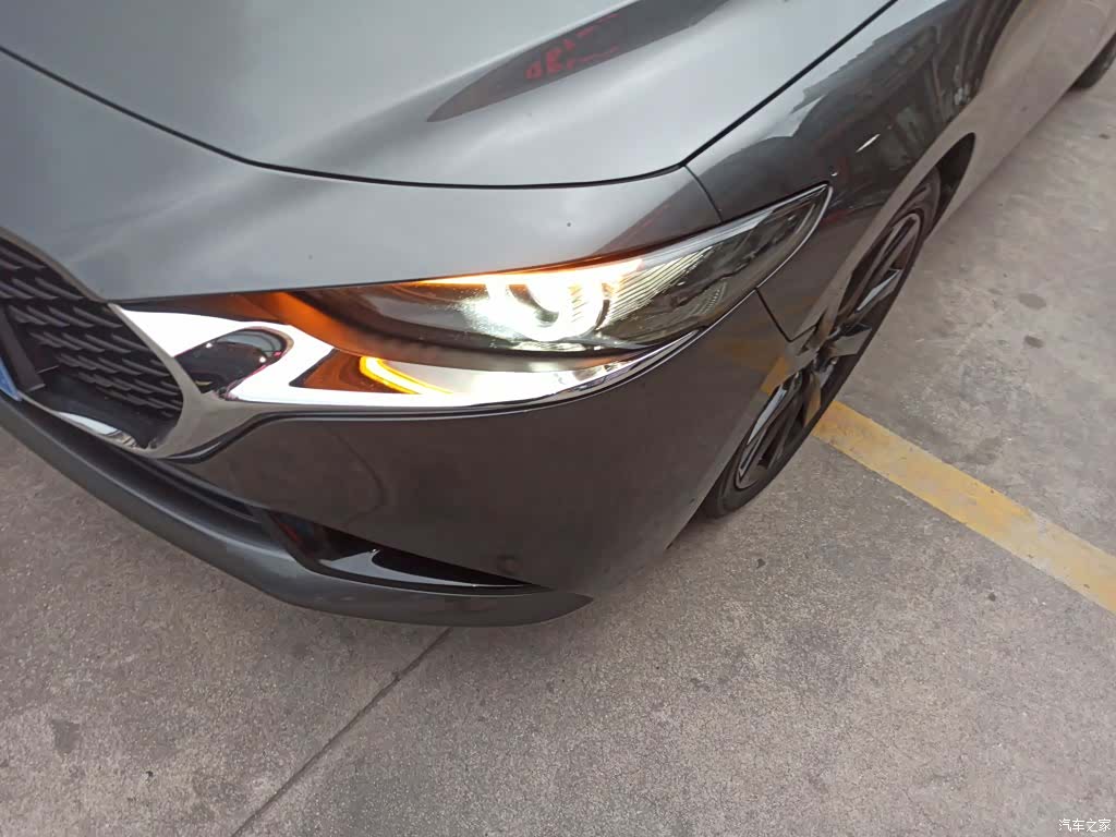 Mazda Mazda3, 2023 18