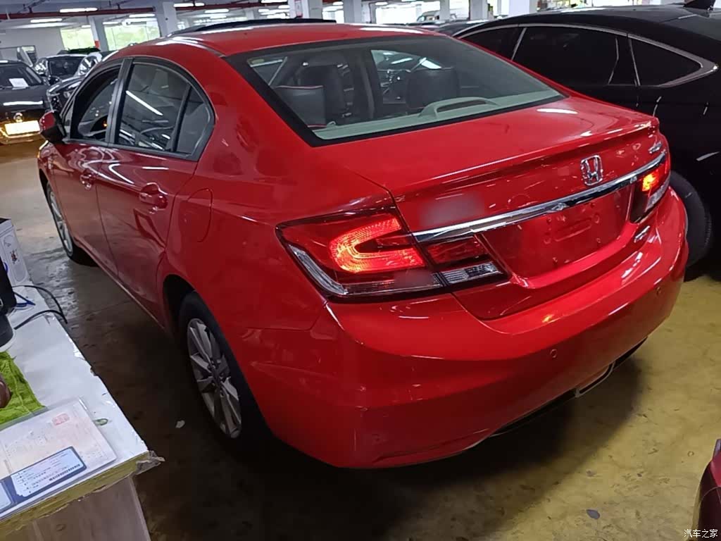 Honda Civic, 2014 23